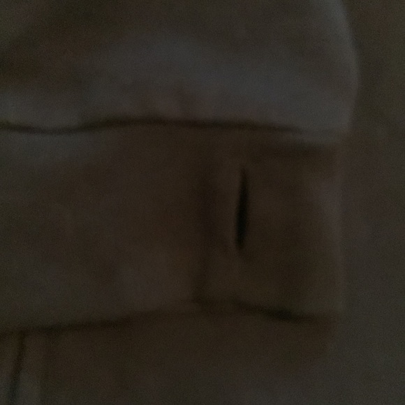 SOLD Bench zip hoodie - Picture 3 of 4